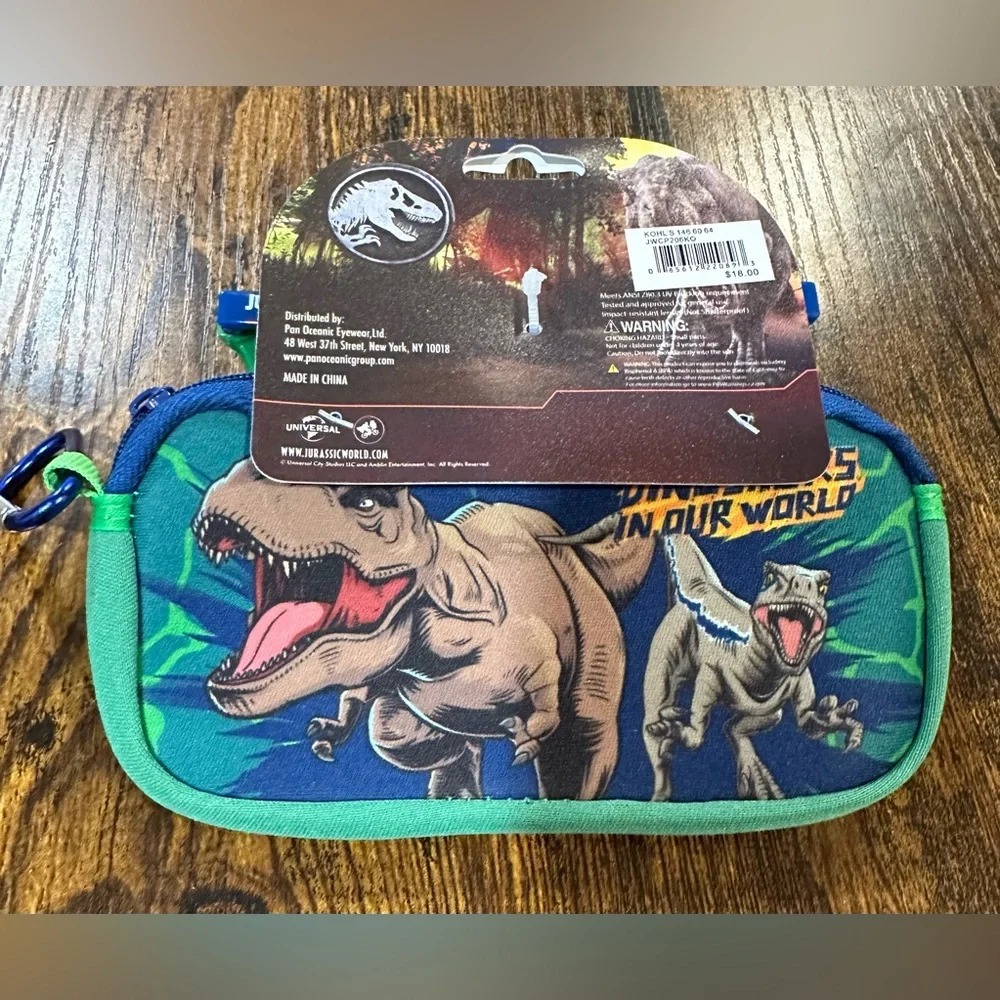 Jurassic World Kids Sunglasses With Case Set NWT 3+ years